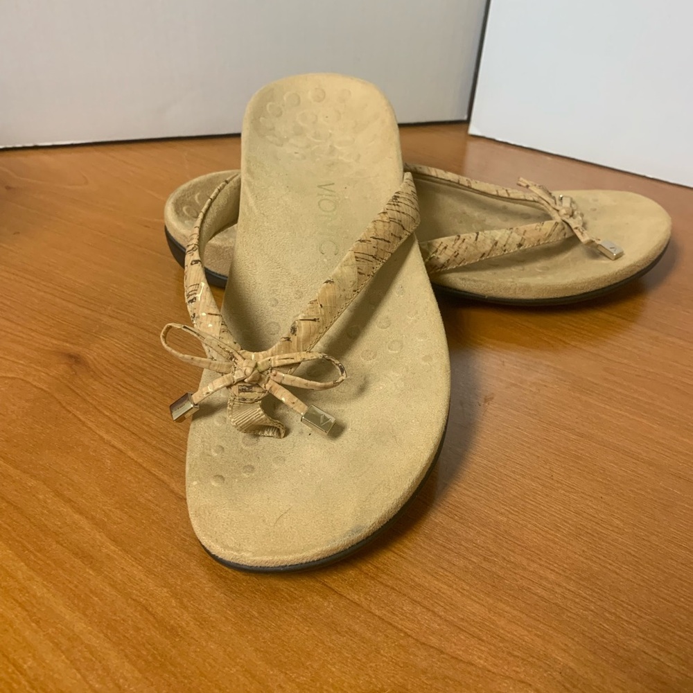 Vionic Bella Gold Metallic Women's Sandal USA Size 9
